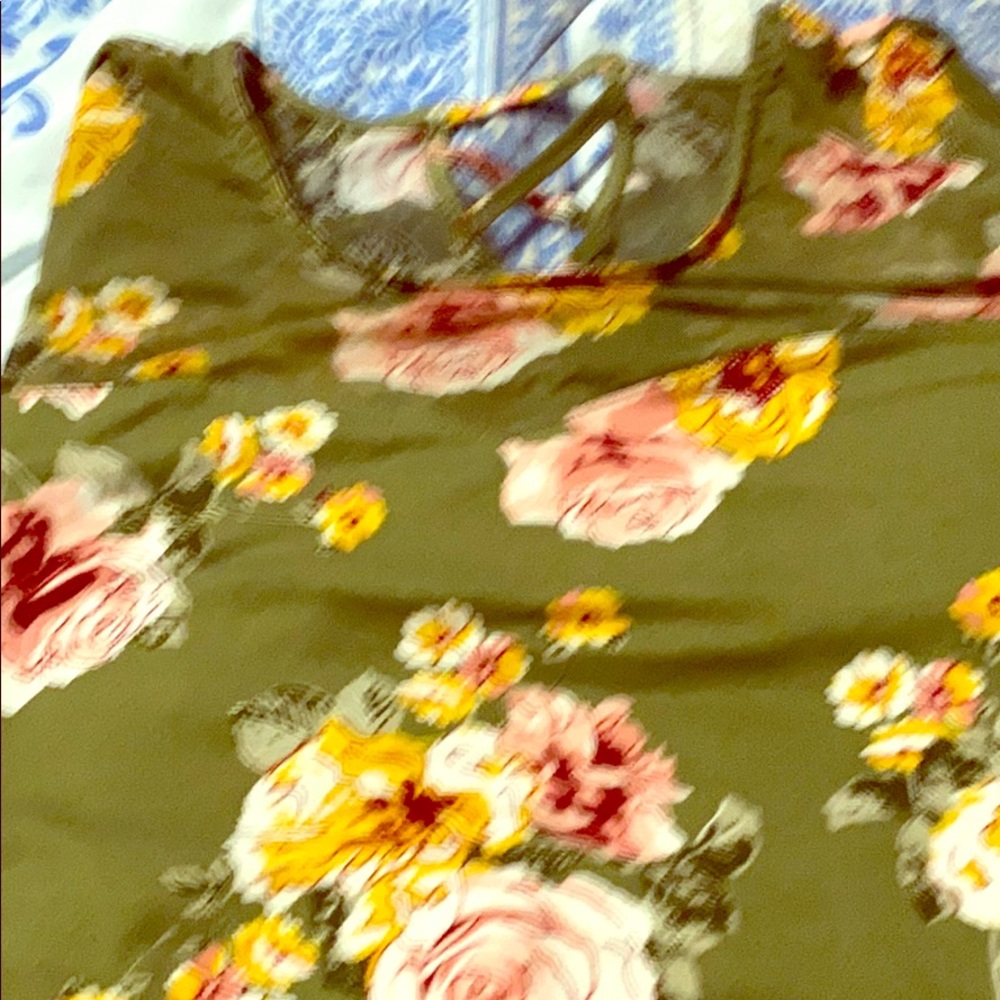 Shirt fits like like large